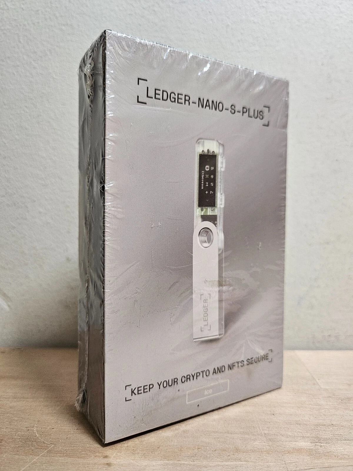 Ledger – Nano S Plus Crypto Currency Wallet (Ice)